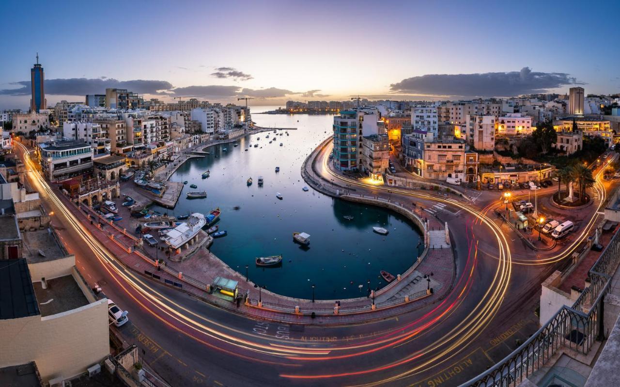 Luxury Apartment With Valletta And Harbour Views Sliema Kültér fotó