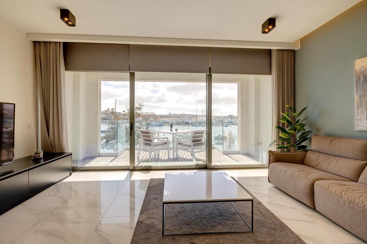 Luxury Apartment With Valletta And Harbour Views Sliema Kültér fotó