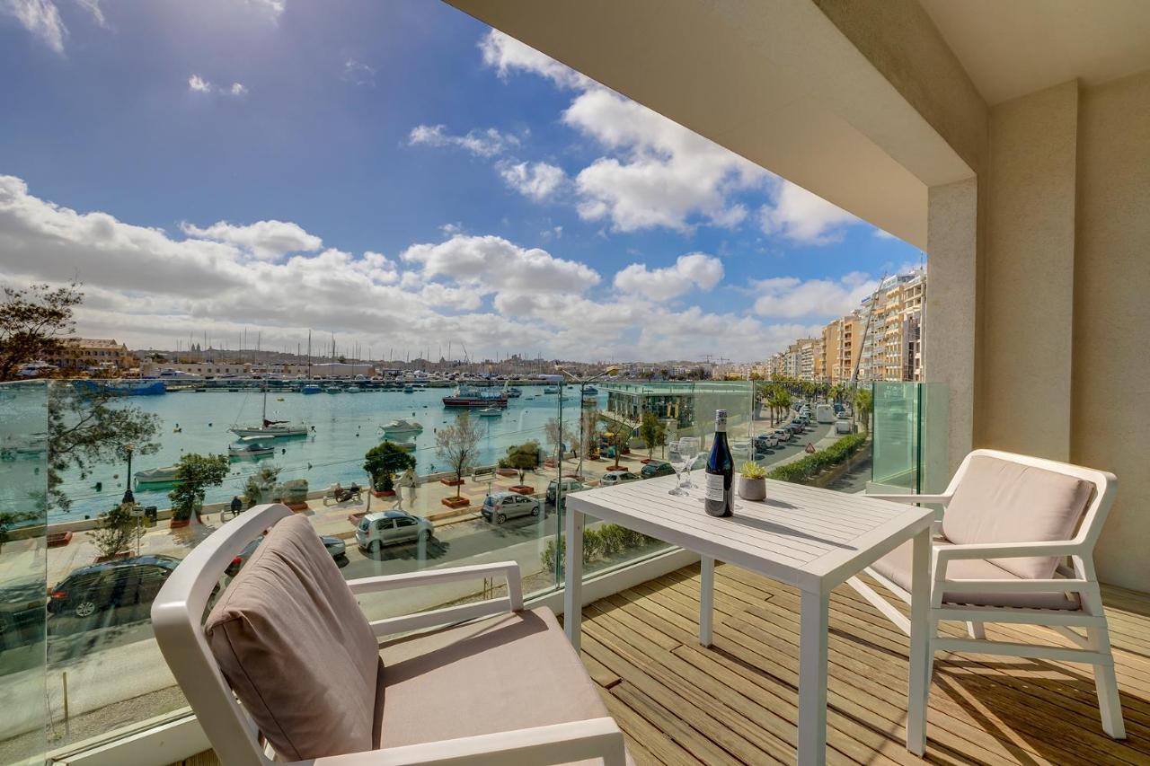 Luxury Apartment With Valletta And Harbour Views Sliema Kültér fotó